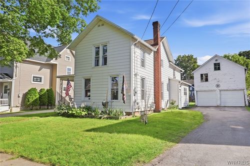 315 Eagle St, Medina, NY, 14103-1114 | Card Image
