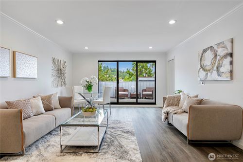 apt-401-7930 Se 34th St, Mercer Island, WA, 98040-3556 | Card Image