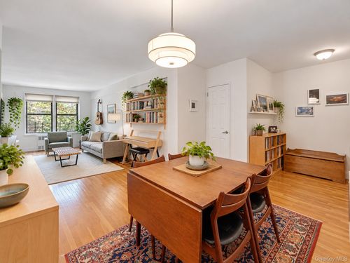 5a-282 E 35th St, New York, NY, 10016-4276 | Card Image