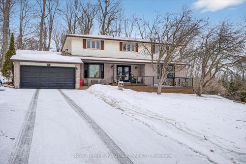 9 Leanne Ave, Keene, ON, K9J6X8 | Card Image