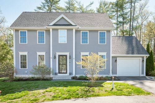 10 Caitlin Cir, Salisbury, MA, 01952-4010 | Card Image