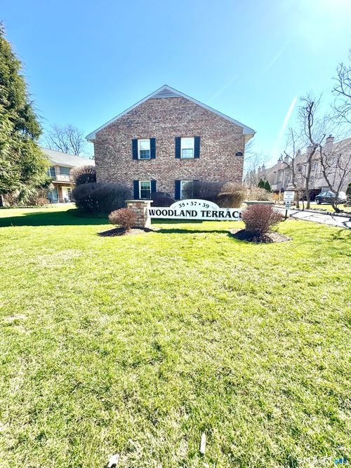 c5-39 Woodway Rd, Stamford, CT, 06907-1433 | Card Image