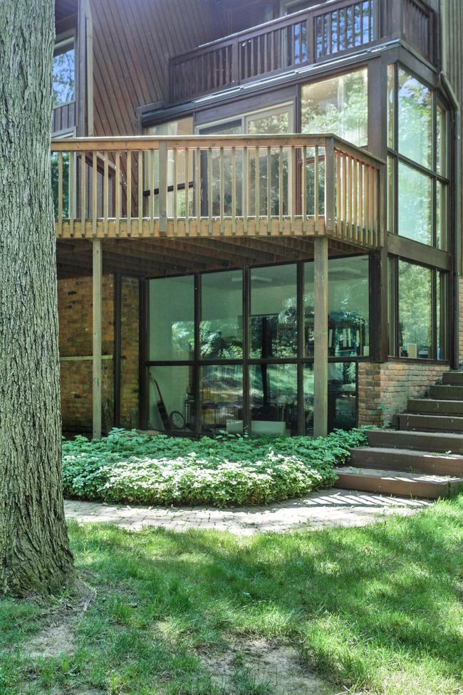 6710 Curtis Rd, House other with 3 bedrooms, 4 bathrooms and null parking in Plymouth MI | Image 45