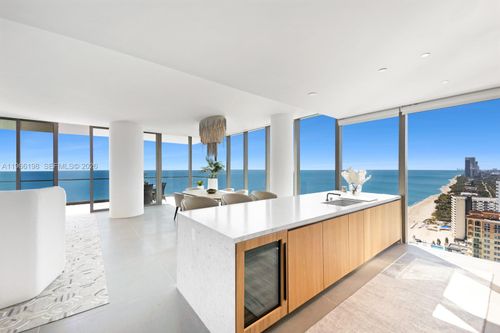 25b-2000 S Ocean Dr, Hallandale Beach, FL, 33009-6892 | Card Image