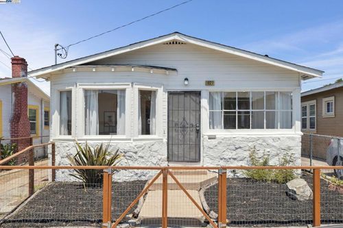 1921 87th Ave, Oakland, CA, 94621-1517 | Card Image