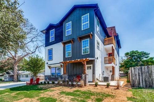 511 N Davis Dr, Arlington, TX, 76012-5007 | Card Image