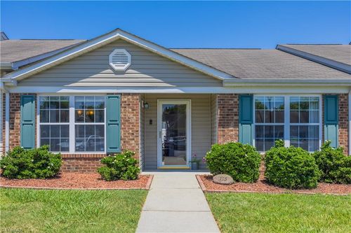 105 Oakmont Cir, Archdale, NC, 27263-2448 | Card Image