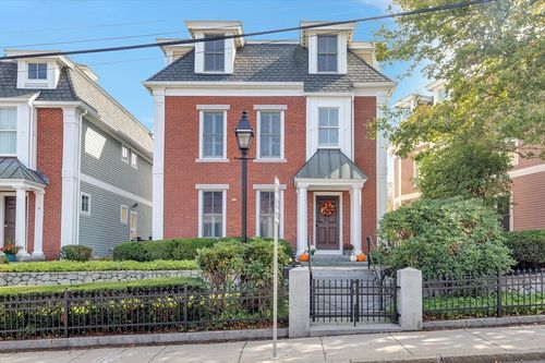 7-7 Mill St, Arlington, MA, 02476-4718 | Card Image