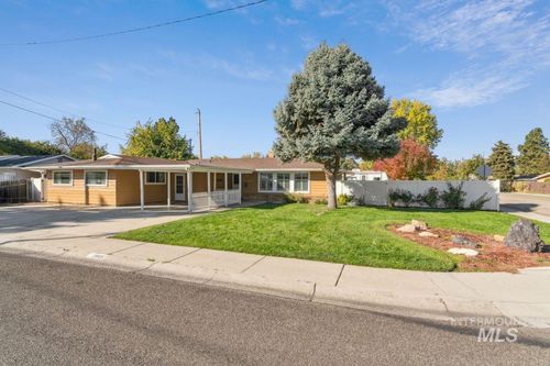 2805 S Annett St, Boise, ID, 83705-4802 | Card Image
