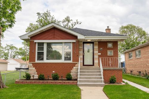 539 Linden Ave, Bellwood, IL, 60104-1854 | Card Image