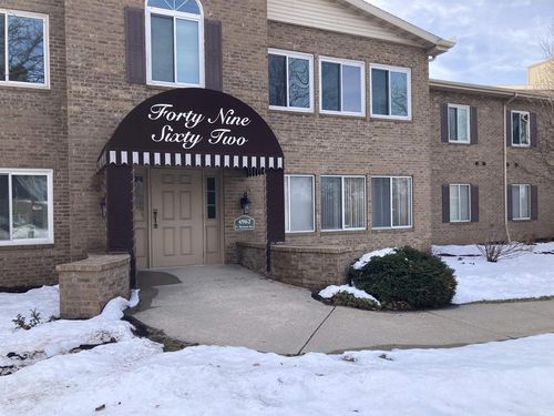 unit-d-4962 N Sherman Ave, Madison, WI, 53704-7062 | Card Image