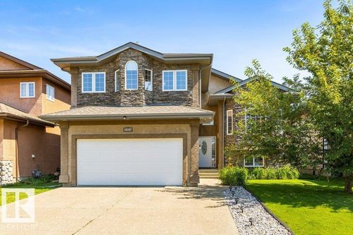 10107 97 St, Morinville, AB, T8R0C8 | Card Image