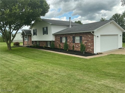 6630 Sheila Cir, Roseville, OH, 43777-9531 | Card Image
