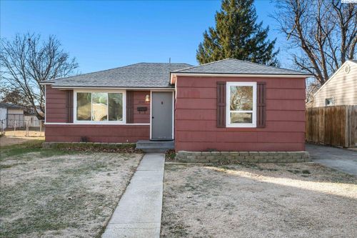 1209 W 2nd Ave, Kennewick, WA, 99336-5052 | Card Image