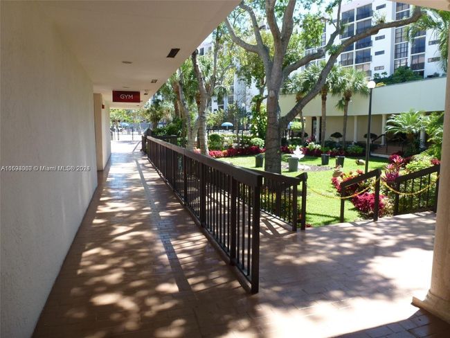 505 - 17011 N Bay Rd, Condo with 2 bedrooms, 2 bathrooms and null parking in Sunny Isles Beach FL | Image 48