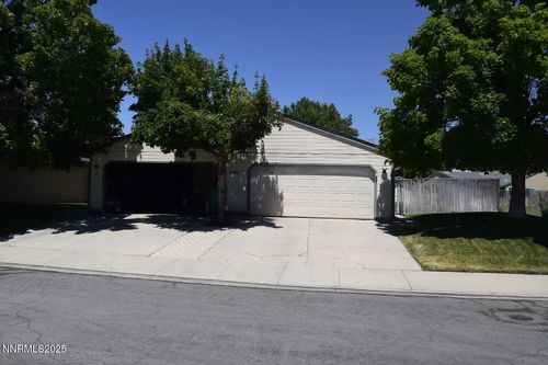 1542 Firebox Rd, Carson City, NV, 89701-8386 | Card Image