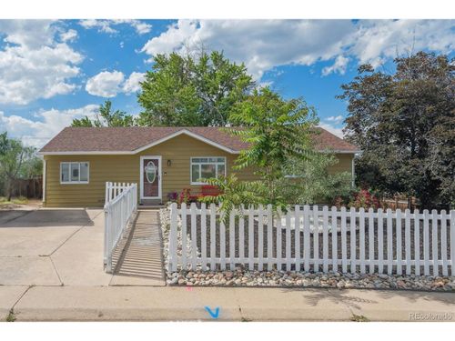 1817 S Perry Way, Denver, CO, 80219-4414 | Card Image