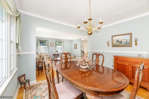 33 Galway Dr, Mendham, NJ, 07945-2011 | Card Image