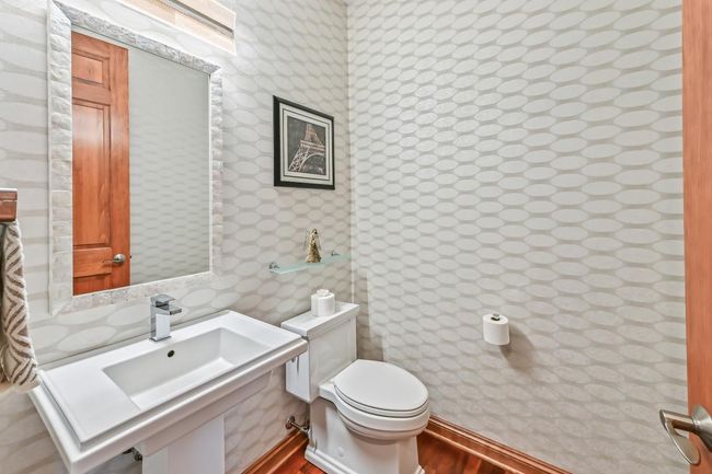 W226N3550 Wethersfield Road, House other with 5 bedrooms, 3 bathrooms and null parking in Pewaukee WI | Image 26