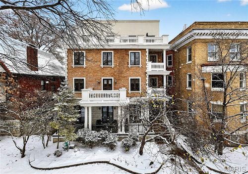 apt-2-4411 Mcpherson Ave, Saint Louis, MO, 63108-2522 | Card Image