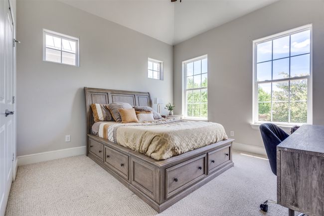 1729 G Ave, House other with 3 bedrooms, 3 bathrooms and null parking in Plano TX | Image 32