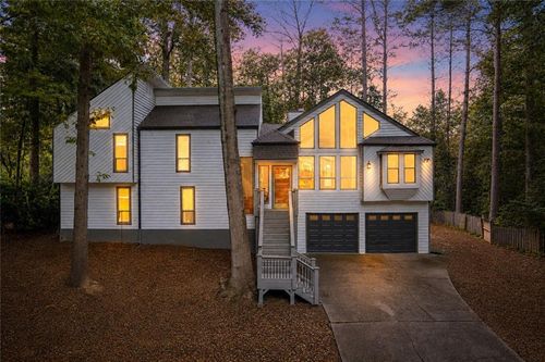 4910 Tremont Dr Ne, Marietta, GA, 30066-1396 | Card Image