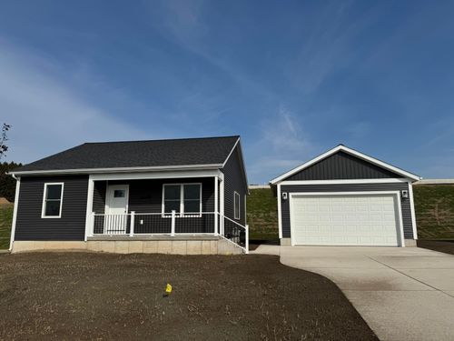 256 Willowside Drive, Shelby Village, MI, 49455 | Card Image