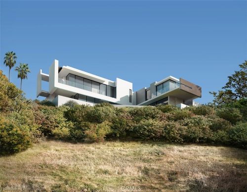 4563 Martson Dr, Encino, CA, 91316 | Card Image