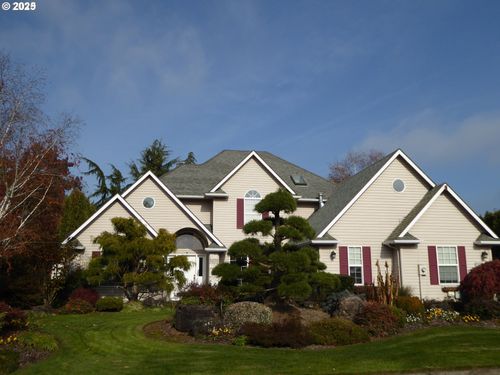 821 E 7th St, Molalla, OR, 97038-9167 | Card Image