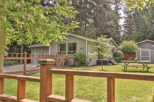 6311 Pineridge Ln, Clinton, WA, 98236-8448 | Card Image