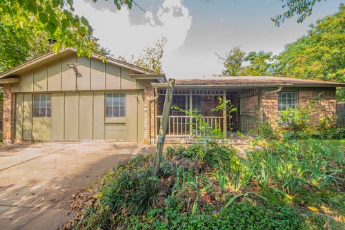 8017 Donegal Ln, North Richland Hills, TX, 76180-5708 | Card Image