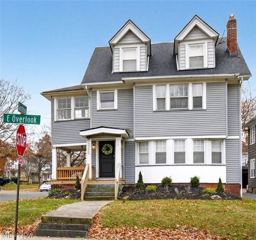 3326 E Overlook Rd, Cleveland Heights, OH, 44118-2188 | Card Image