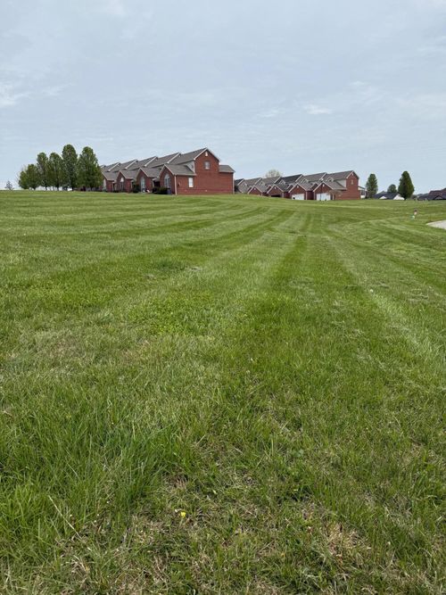 158172 Muirfield Dr, Somerset, KY, 42503-5619 | Card Image