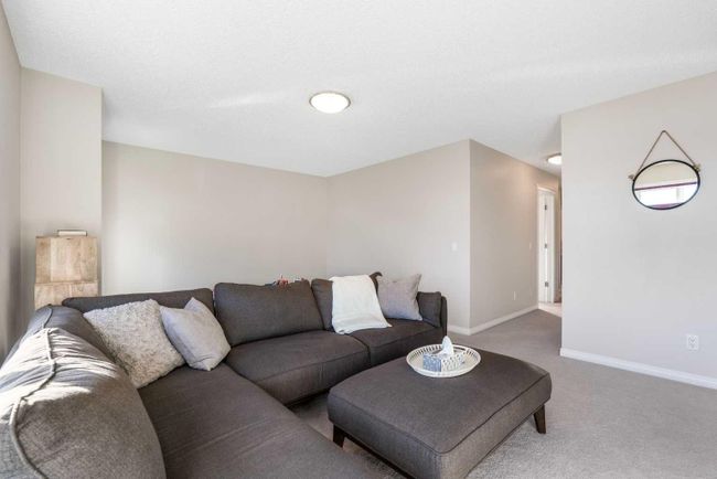 14 Walden Grove Se, Home with 3 bedrooms, 2 bathrooms and 4 parking in Calgary AB | Image 23