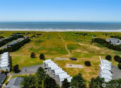 422-2210 26th Street Nw, Long Beach, WA, 98631 | Card Image