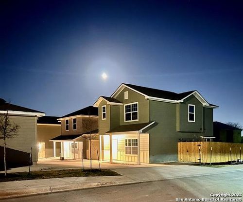 2031 Silver Oaks, San Antonio, TX, 78213-1690 | Card Image