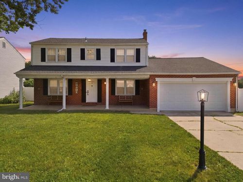 19 Valley Forge Rd, NEW CASTLE, DE, 19720-4228 | Card Image