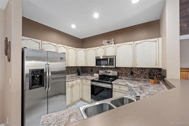 APT-303 - 7355 S Alkire St, Condo with 2 bedrooms, 2 bathrooms and 1 parking in Littleton CO | Image 9