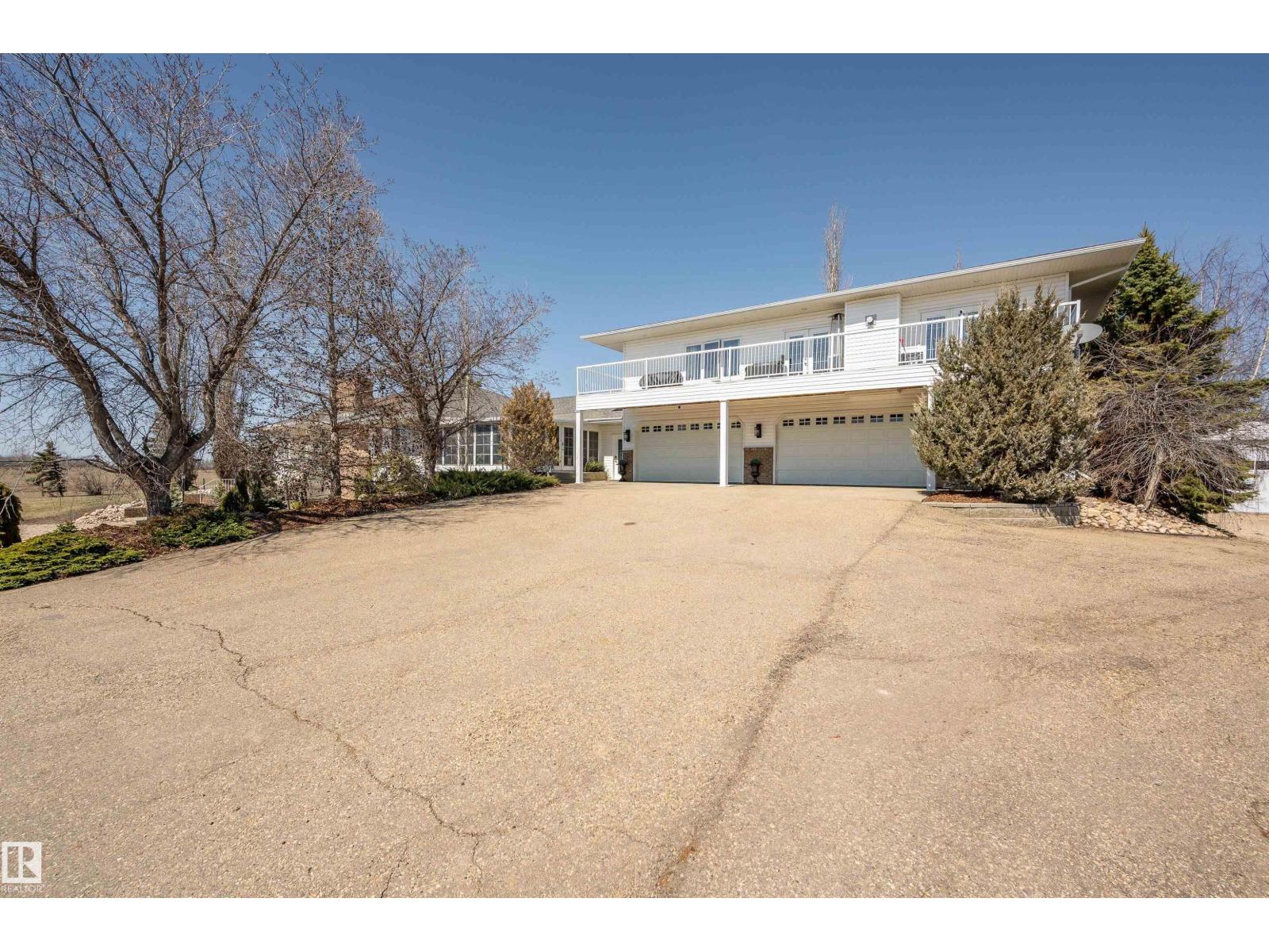 Residential in Rural Sturgeon County 4