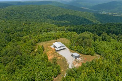 2900 Jackson Point Rd, Sewanee, TN, 37375 | Card Image