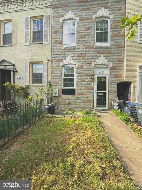 650 E St Se, WASHINGTON, DC, 20003-4286 | Card Image