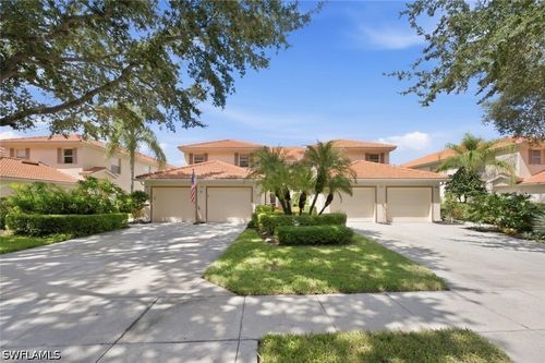 201-250 Robin Hood Cir, Naples, FL, 34104-9429 | Card Image