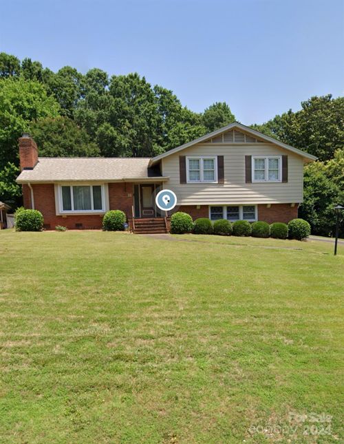 1410 Paddock Cir, Charlotte, NC, 28209-2446 | Card Image