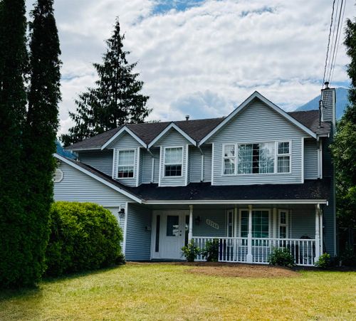 63740 Rosewood Ave, Hope, BC, V0X1L2 | Card Image