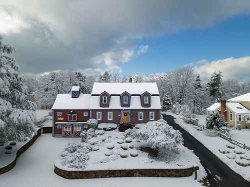 82 Lester Ln, Weymouth, MA, 02188-1309 | Card Image