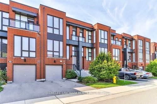 30 Crestridge Dr, Thornhill, ON, L4J0K1 | Card Image