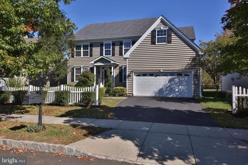 454 Saddlery Dr, PERKASIE, PA, 18944-4412 | Card Image