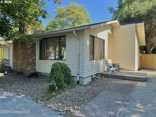 579 S Wahanna Rd, Seaside, OR, 97138 | Card Image