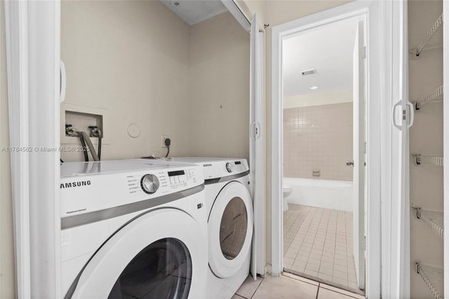 1903 Players Pl, Townhouse with 2 bedrooms, 2 bathrooms and null parking in North Lauderdale FL | Image 11