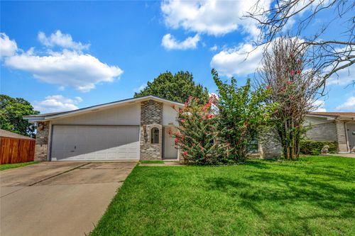 2011 Meadfoot Rd, Carrollton, TX, 75007-3124 | Card Image
